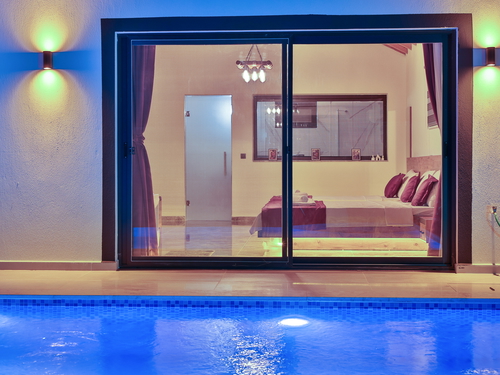  gece  -  Kasım
  | Kalkan Sarıbelen'de Romantik Balayı Villası: Jakuzi Ve Havuz Keyfi